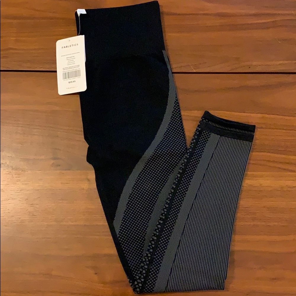 NWT Fabletics High Waisted Leggings